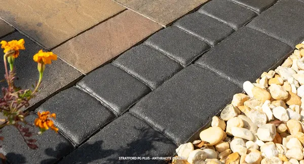 Stratford PG Plus paving stone